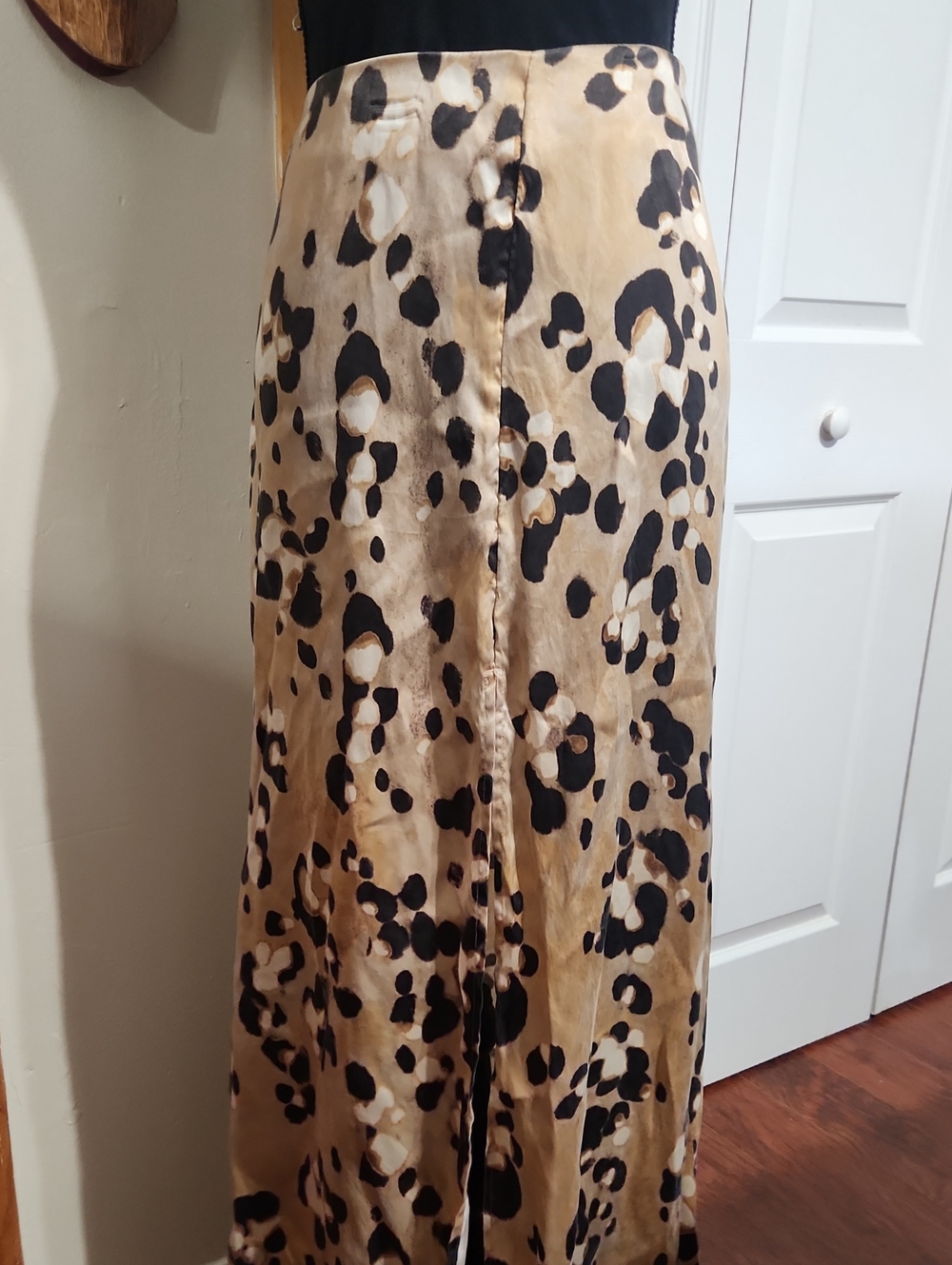 H&M Beige and Black Leopard-Print Satin Maxi Skirt